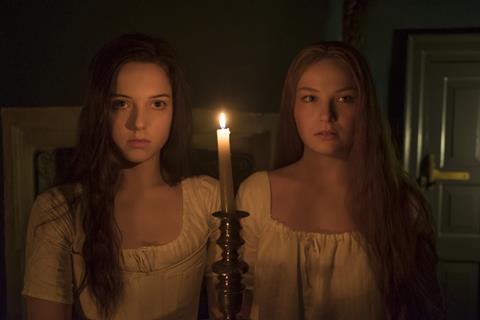1305290_carmilla_537794